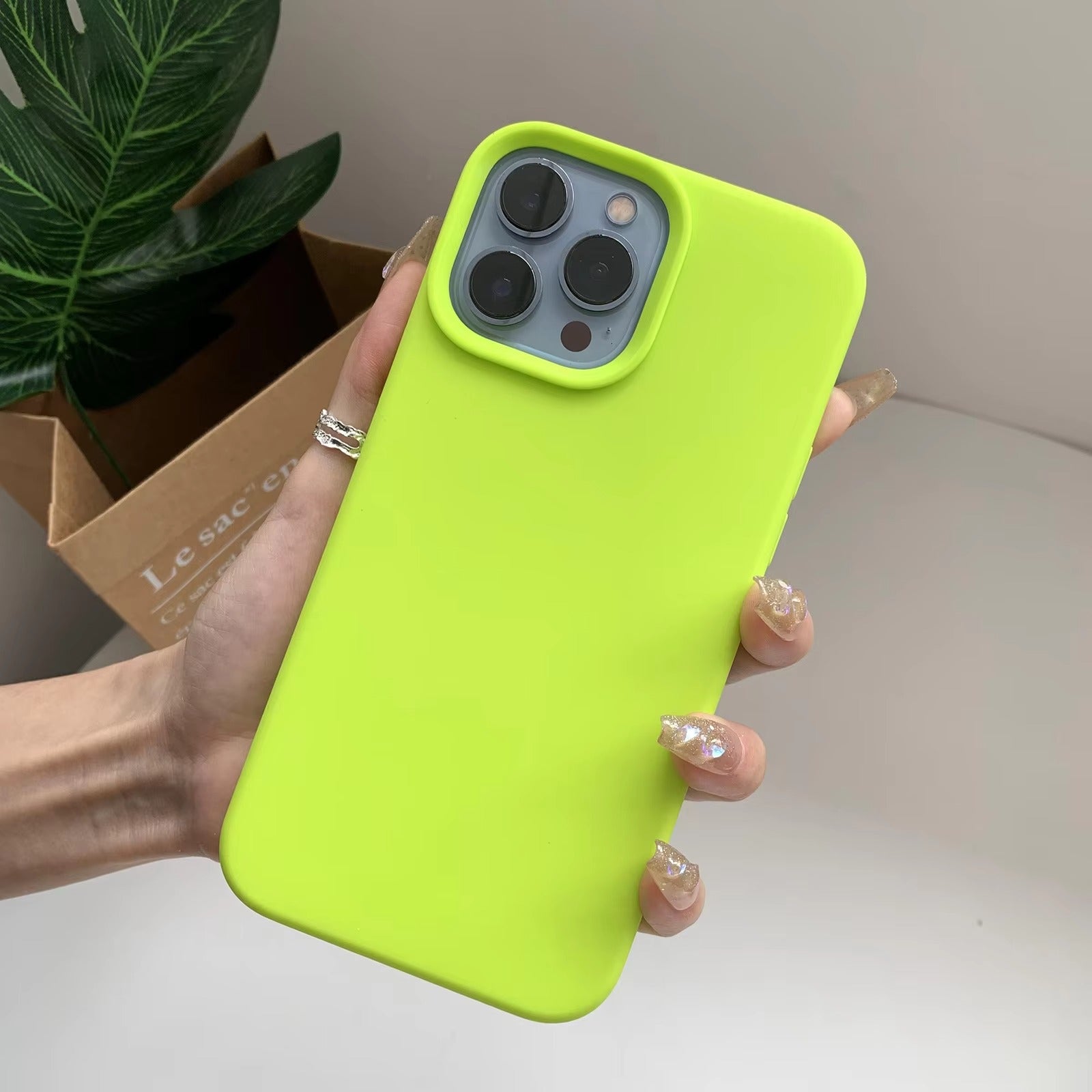 High Quality Apple iPhone Case, MagSafe Compatible, Camera Lens & Screen Protection, Ultra Thin, Shockproof, Magnetic Full All Around Cover – Liquid Silicone Case with Soft Touch Finish in Official Style Design