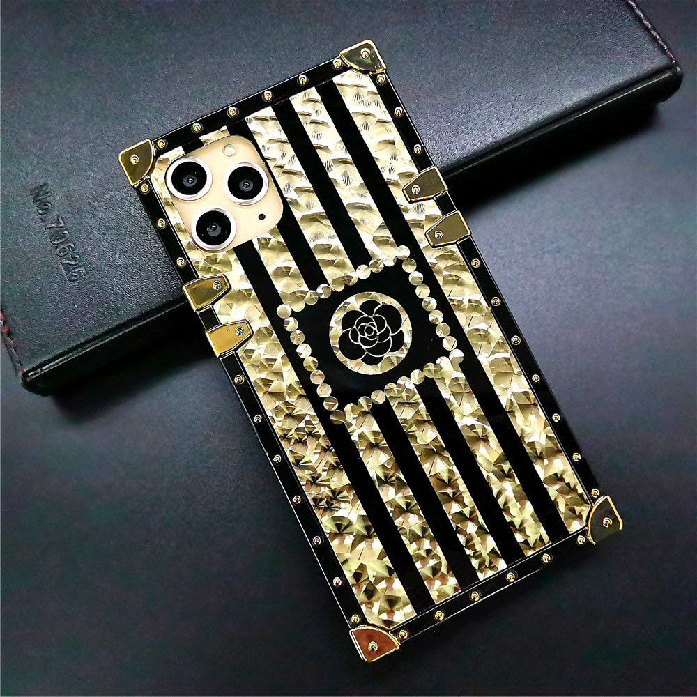 Luxury Glitter Retro Case – Diamond Rose Flower Cover for iPhone 16 Pro Max, 16 Plus, 15 Pro Max, 11, 12, 13, 14 Pro Max