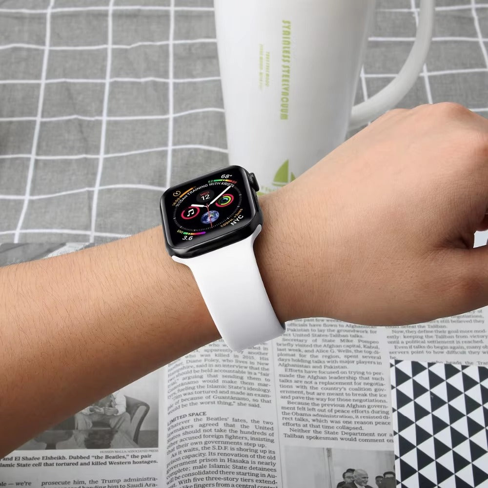 Premium Silicone Smartwatch Band – Soft Replacement Strap with 316L Steel Clasp, Adjustable Sizes for 38mm to 49mm Watches