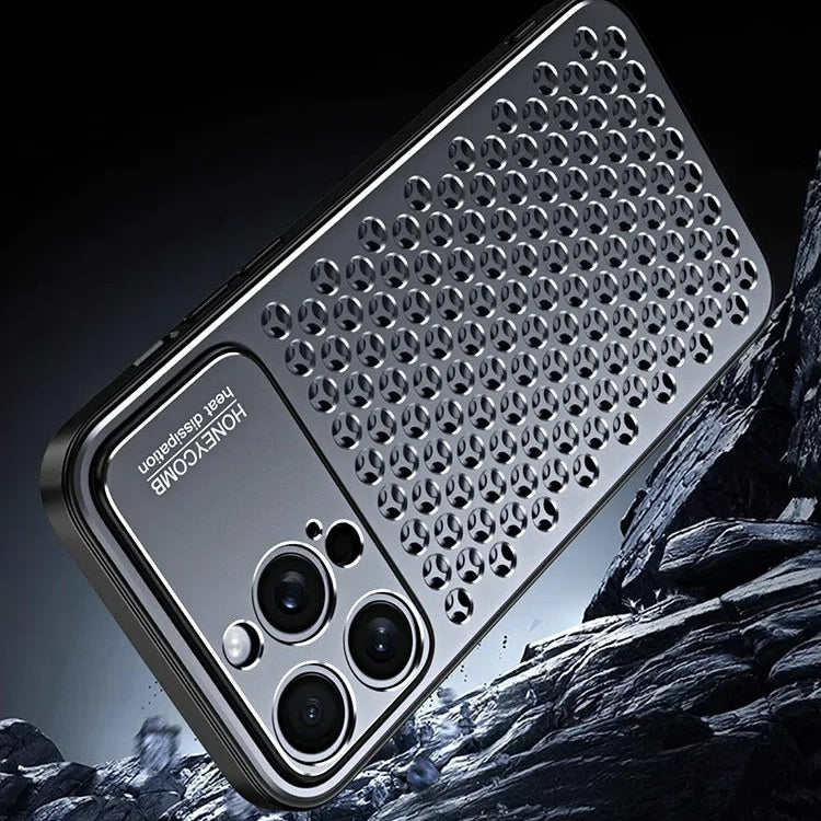 Premium Aluminum Alloy iPhone Case – Breathable Metal Protective Cover with Anti-Fingerprint Finish, Scratch-Resistant Surface and Slim Frame