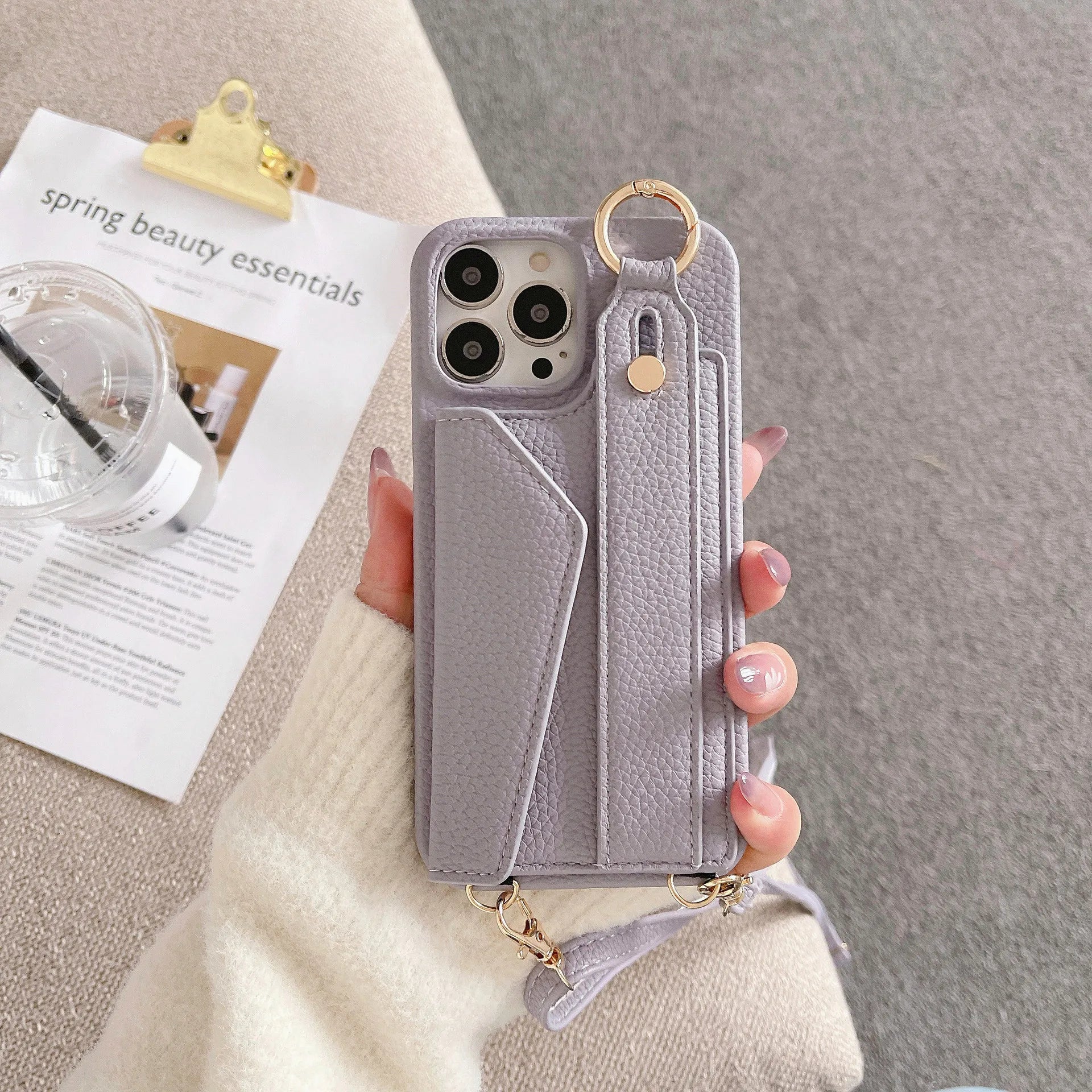Luxuriöse Crossbody-Hülle aus Leder für das iPhone – Handschlaufe, Ringhalter, Kartenfach, stoßfester Schutz, stilvolles Design für das iPhone