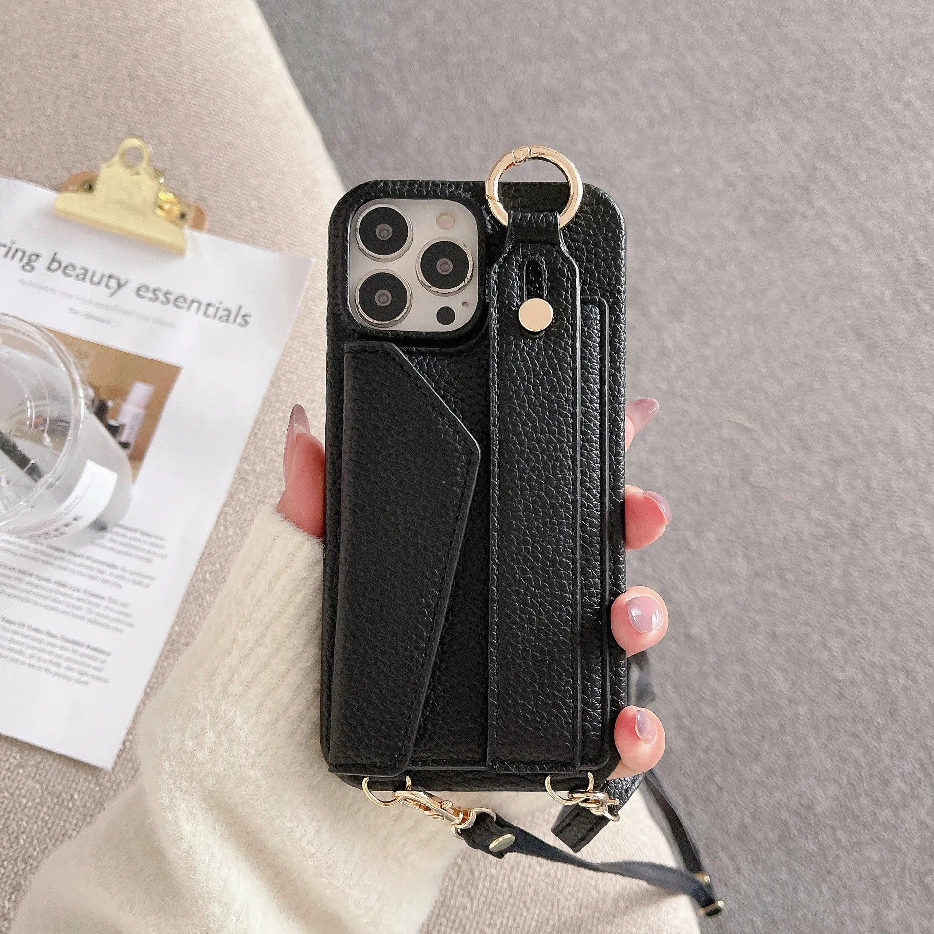 Luxuriöse Crossbody-Hülle aus Leder für das iPhone – Handschlaufe, Ringhalter, Kartenfach, stoßfester Schutz, stilvolles Design für das iPhone